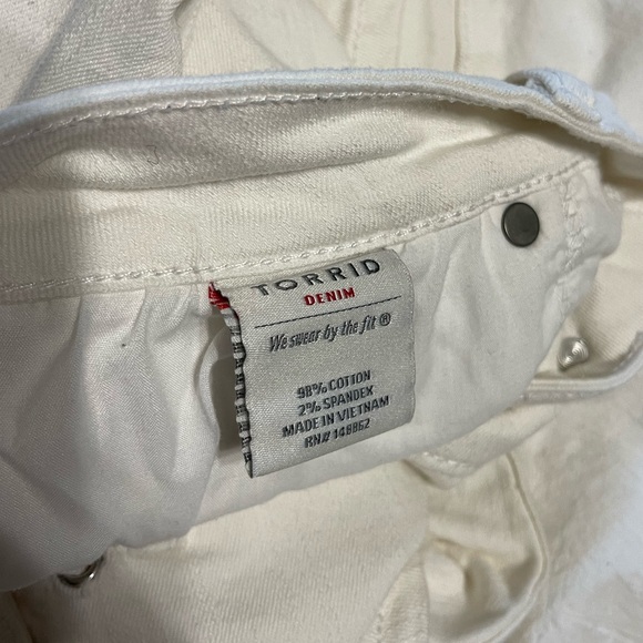 Torrid Shorts size 16 - Picture 6 of 6